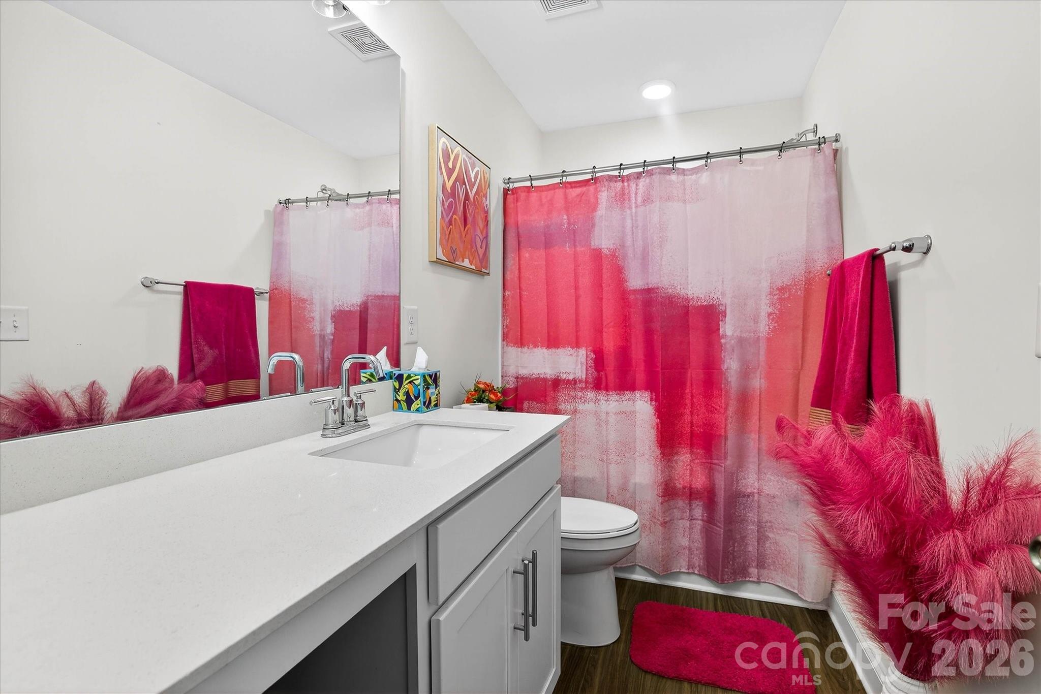 Hampton Woods - Residential