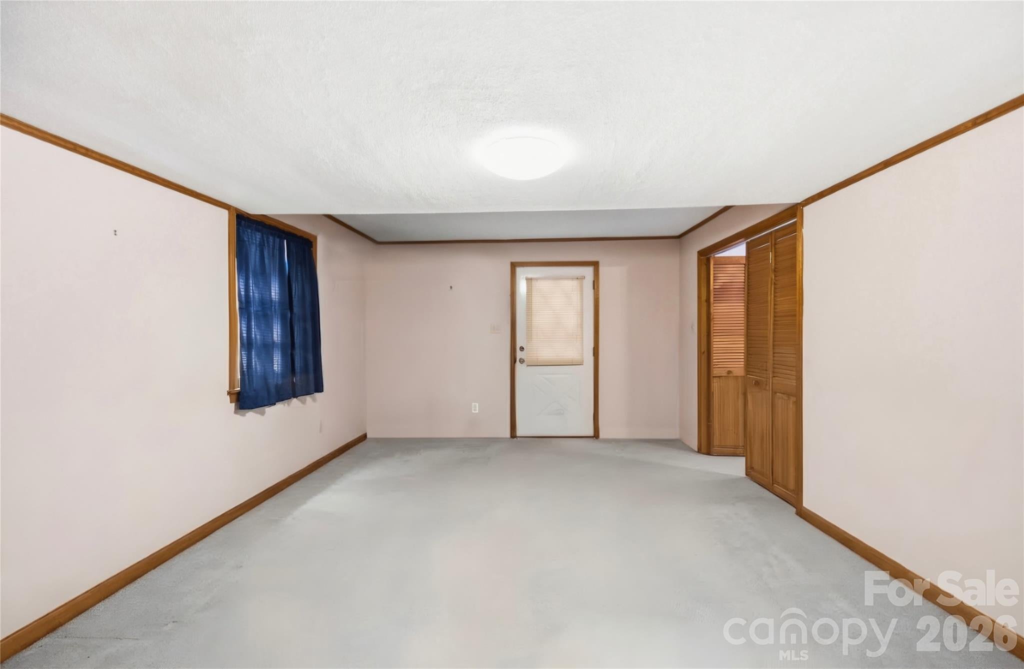 250 Roberta Road SW