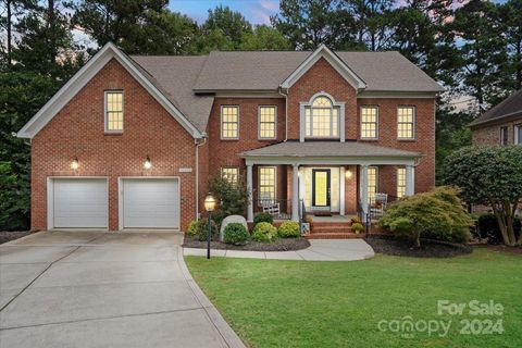 Photo of 16650 Ruby Hill Place, Charlotte, NC 28278 (MLS # 4186025)