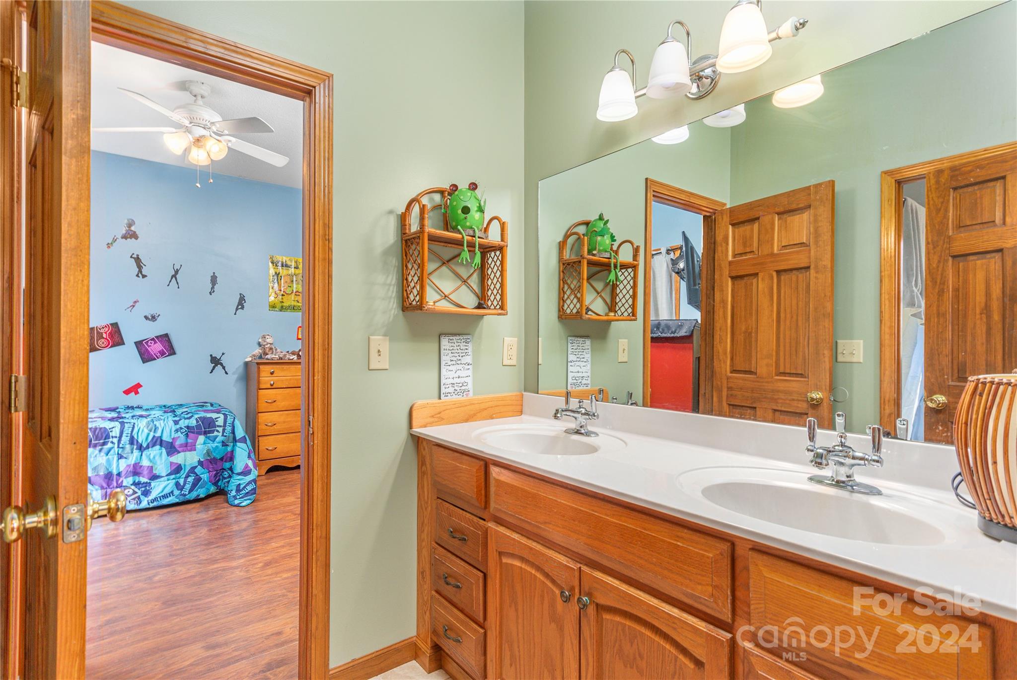 Coyote Ridge - Residential