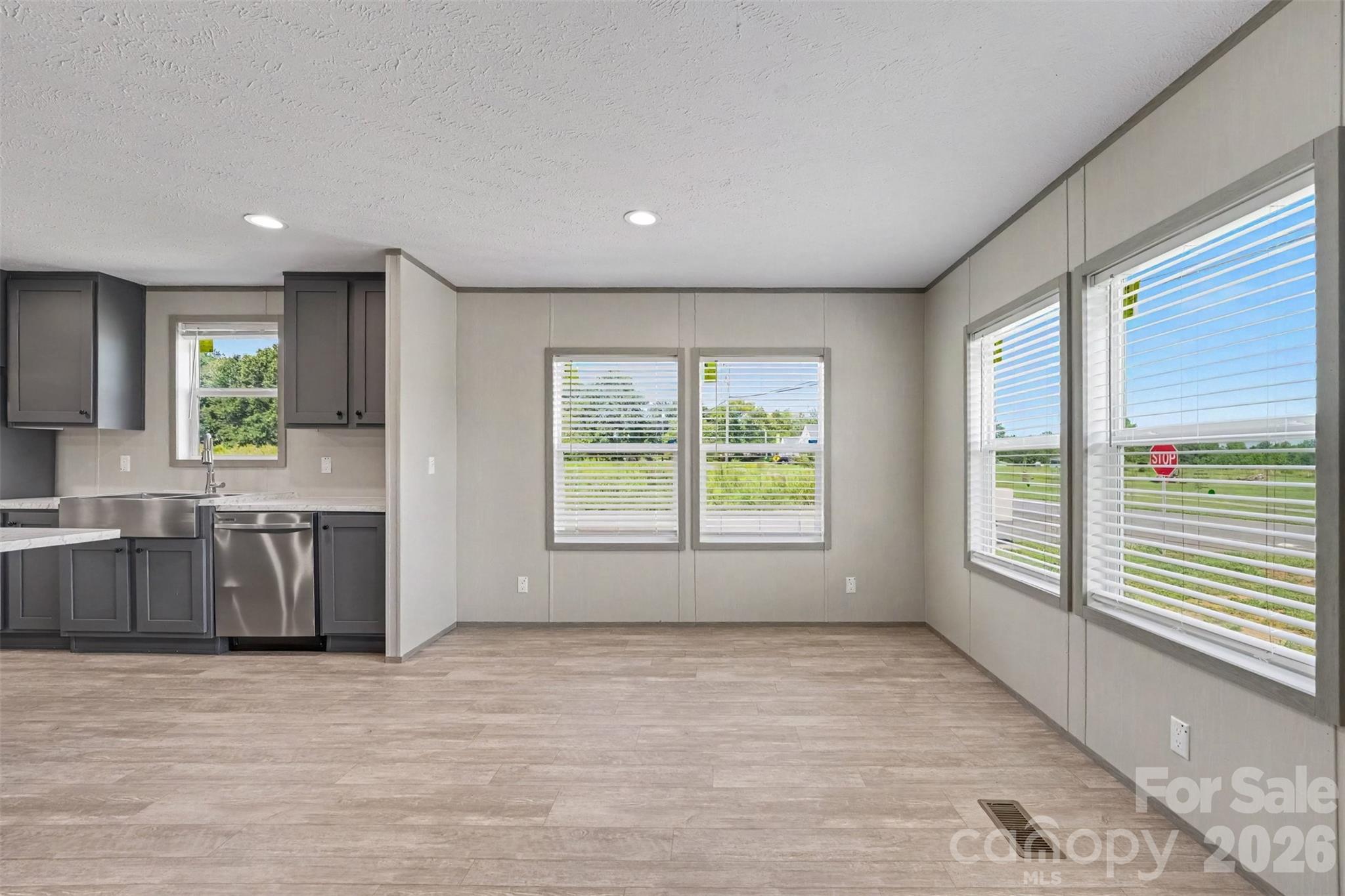 801 EagleView Lane