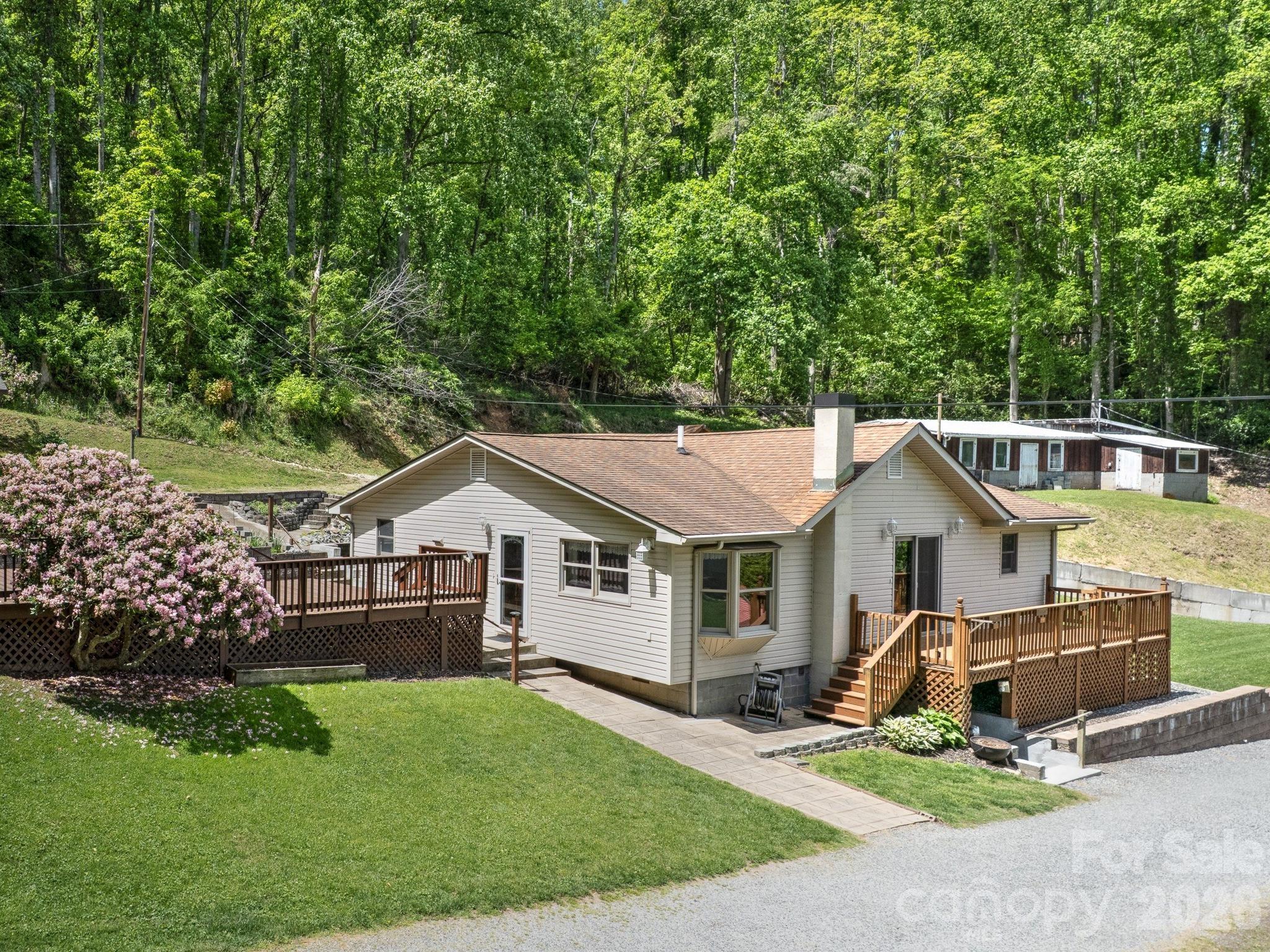 50 Eller Hollow Road