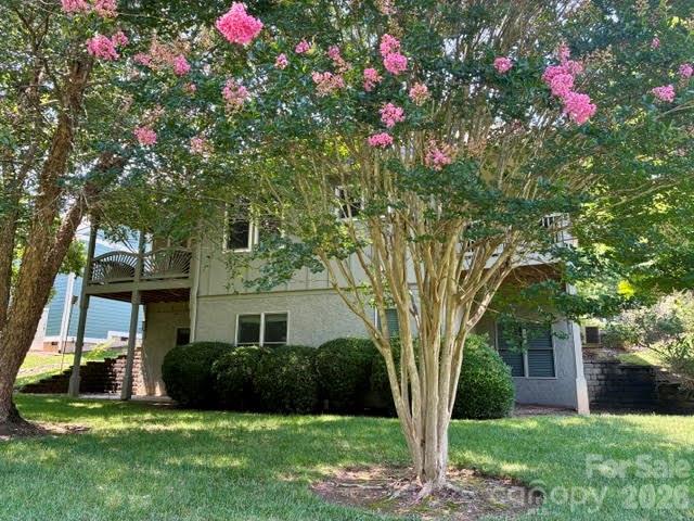 24 Triple Fairways Drive