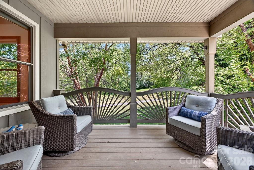 24 Triple Fairways Drive