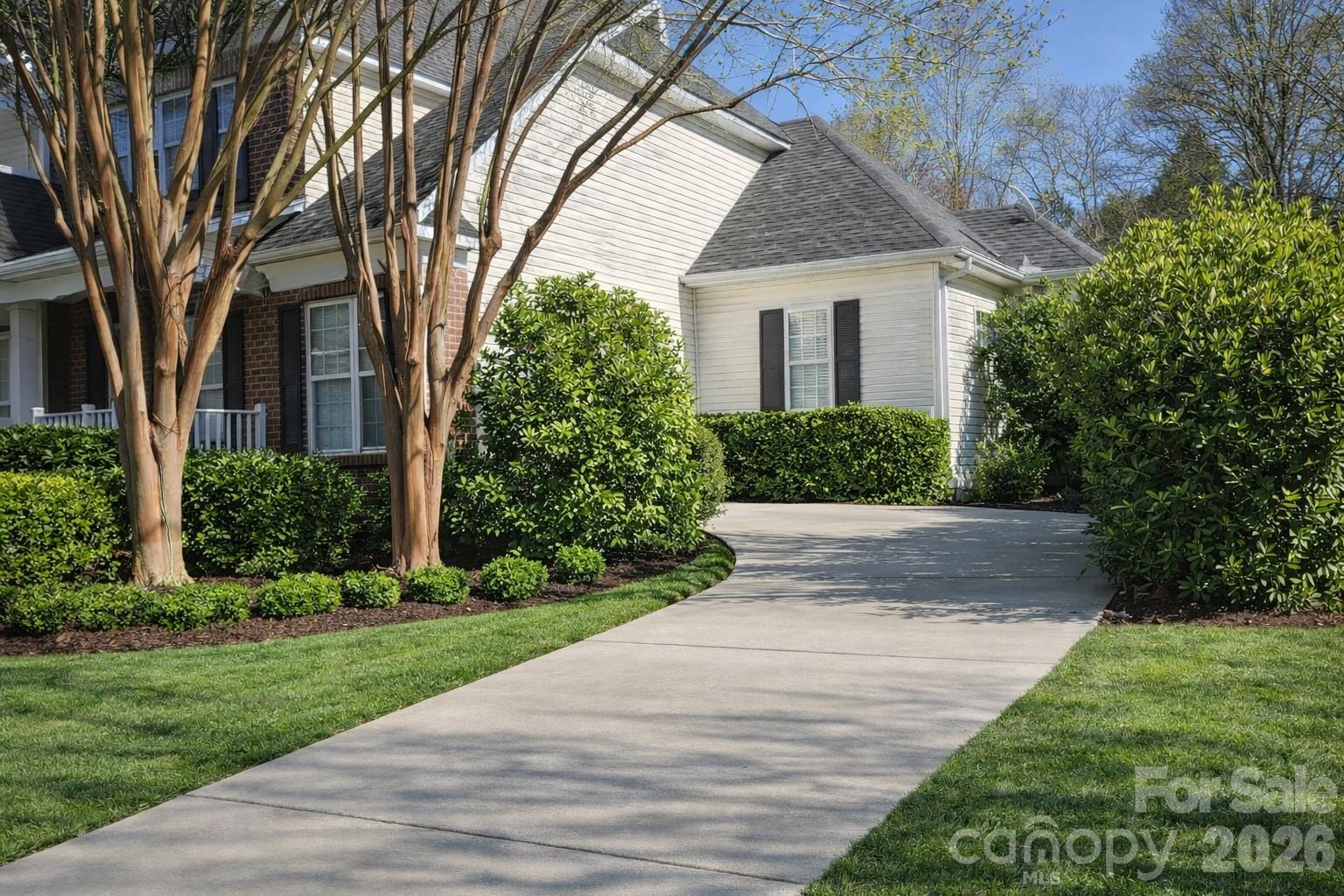 6812 April Mist Trail