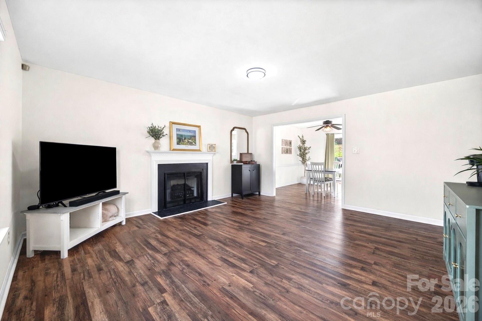 6104 Sunbridge Court