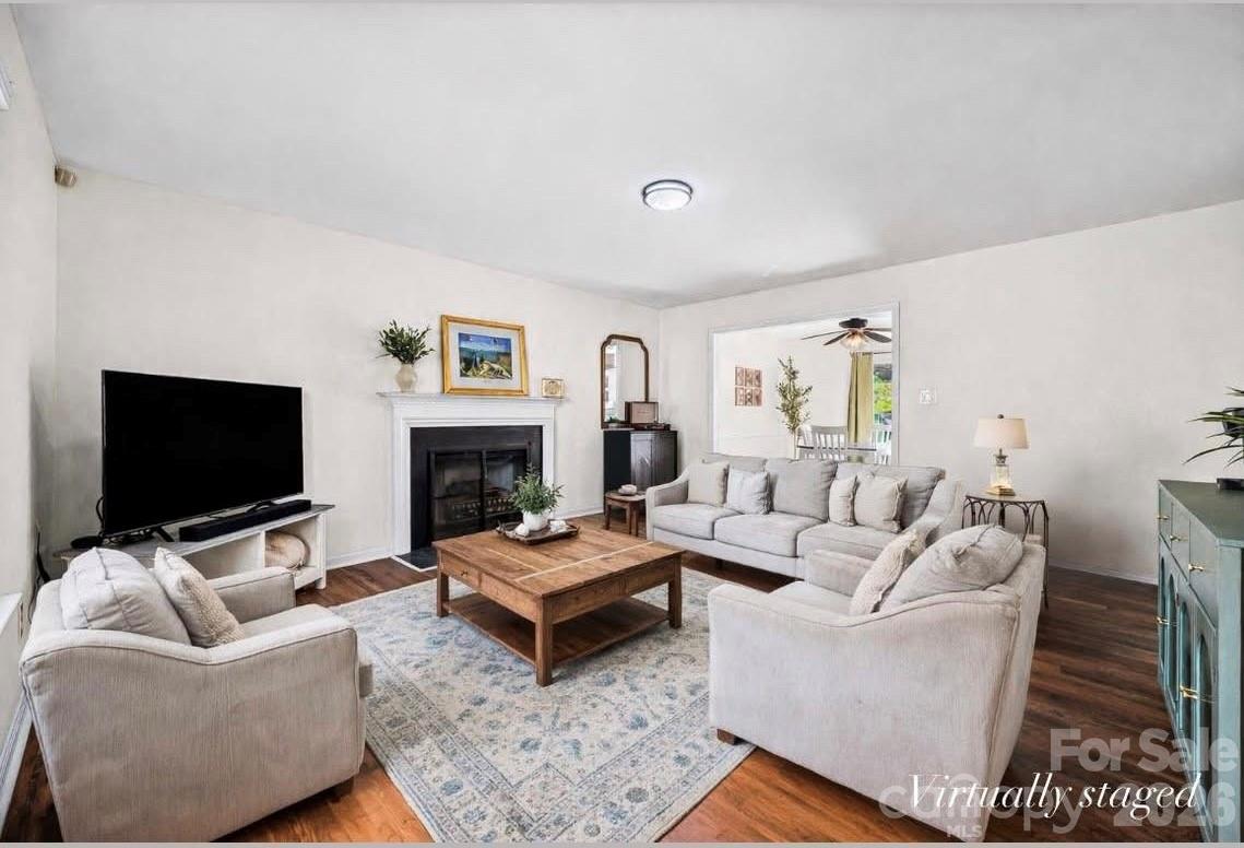 6104 Sunbridge Court