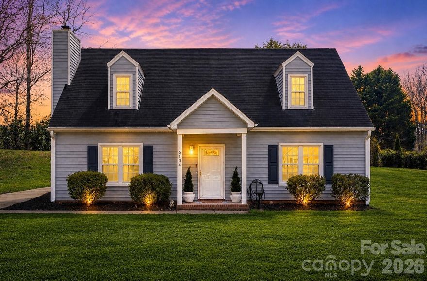 Just minutes from Uptown Charlotte, this spacious 4-bedroom, 2-bath home is located on a quiet cul-de-sac. The home features a well-designed layout with two bedrooms on the main floor and two bedrooms upstairs, offering flexibility for families, guests, or a home office.



The bright and beautiful kitchen features granite countertops and stainless steel appliances, creating a stylish and inviting space for everyday living. The washer, dryer, and dishwasher were installed in 2024, and new windows were also installed in 2024.



Updated bathrooms add a modern touch, while the comfortable living areas provide a warm and welcoming atmosphere throughout the home. Enjoy the peaceful cul-de-sac setting while still being conveniently located near shopping, dining, and major roadways, just minutes from the heart of Charlotte. This home is a must-see.