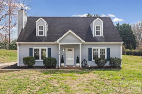 6104 Sunbridge Court Charlotte NC 28269