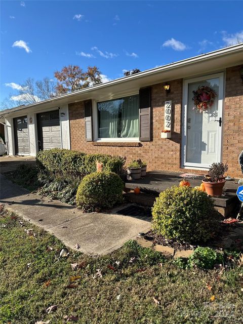 A home in Hickory