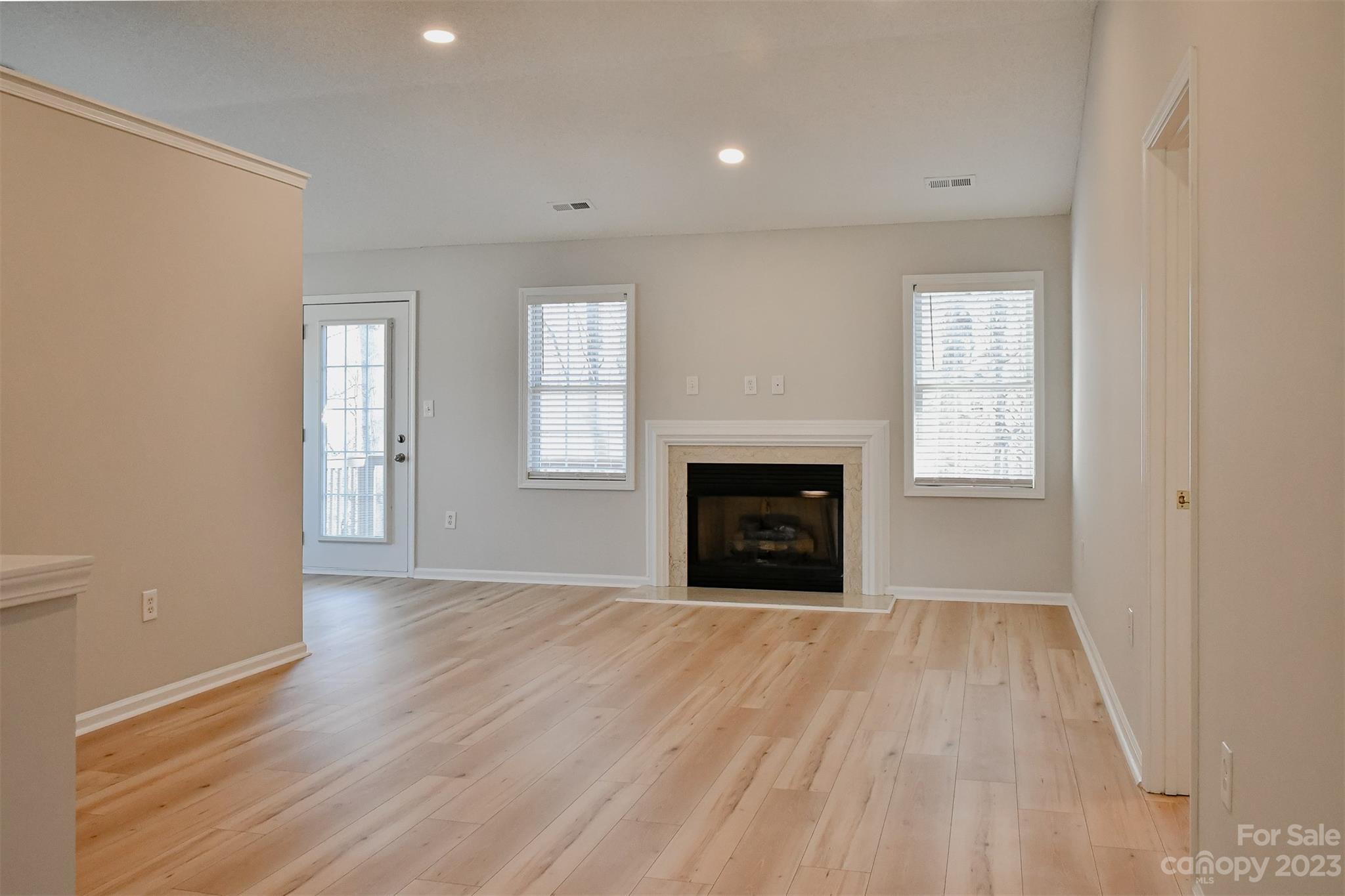 Hawk Ridge - Residential