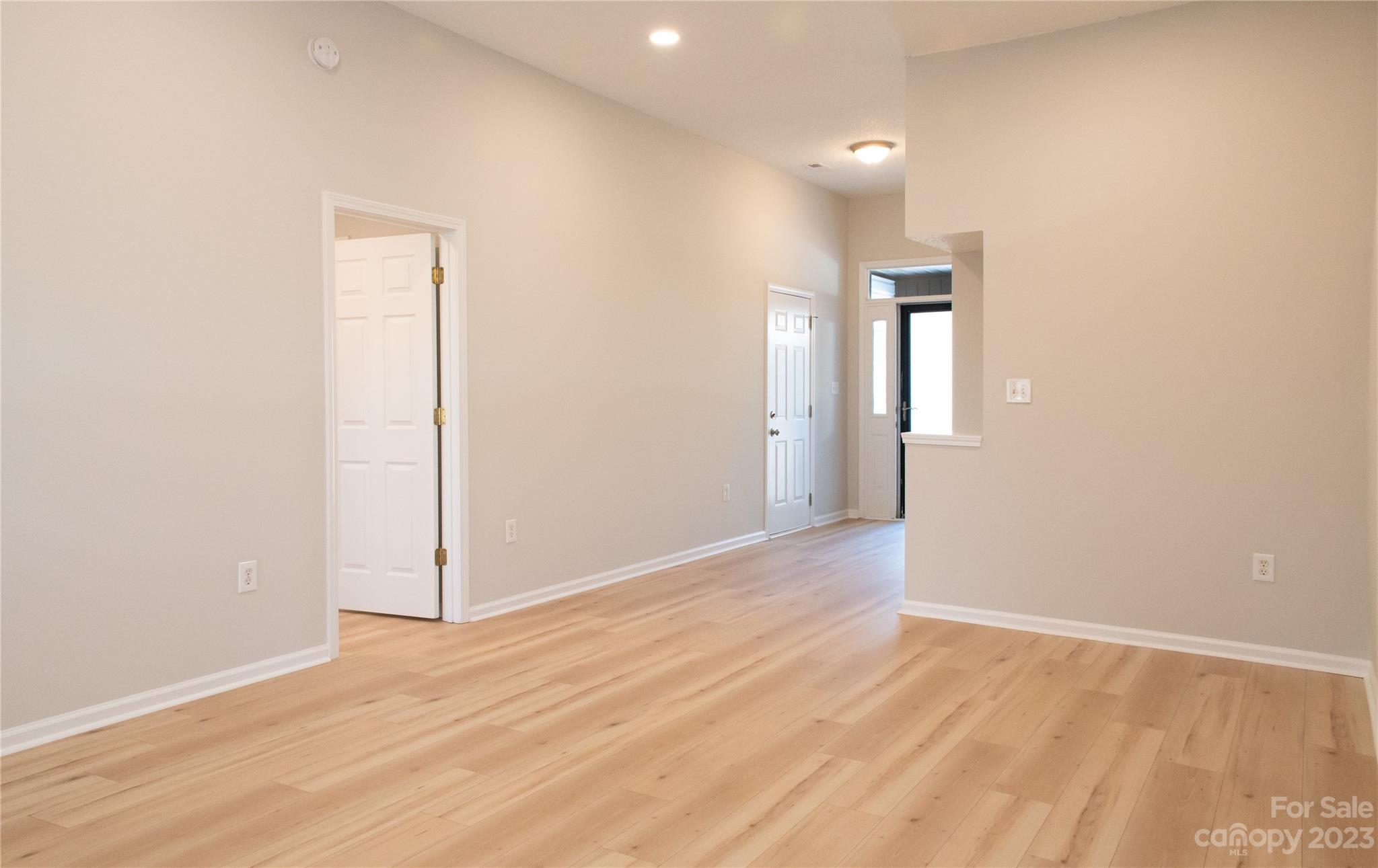 Hawk Ridge - Residential