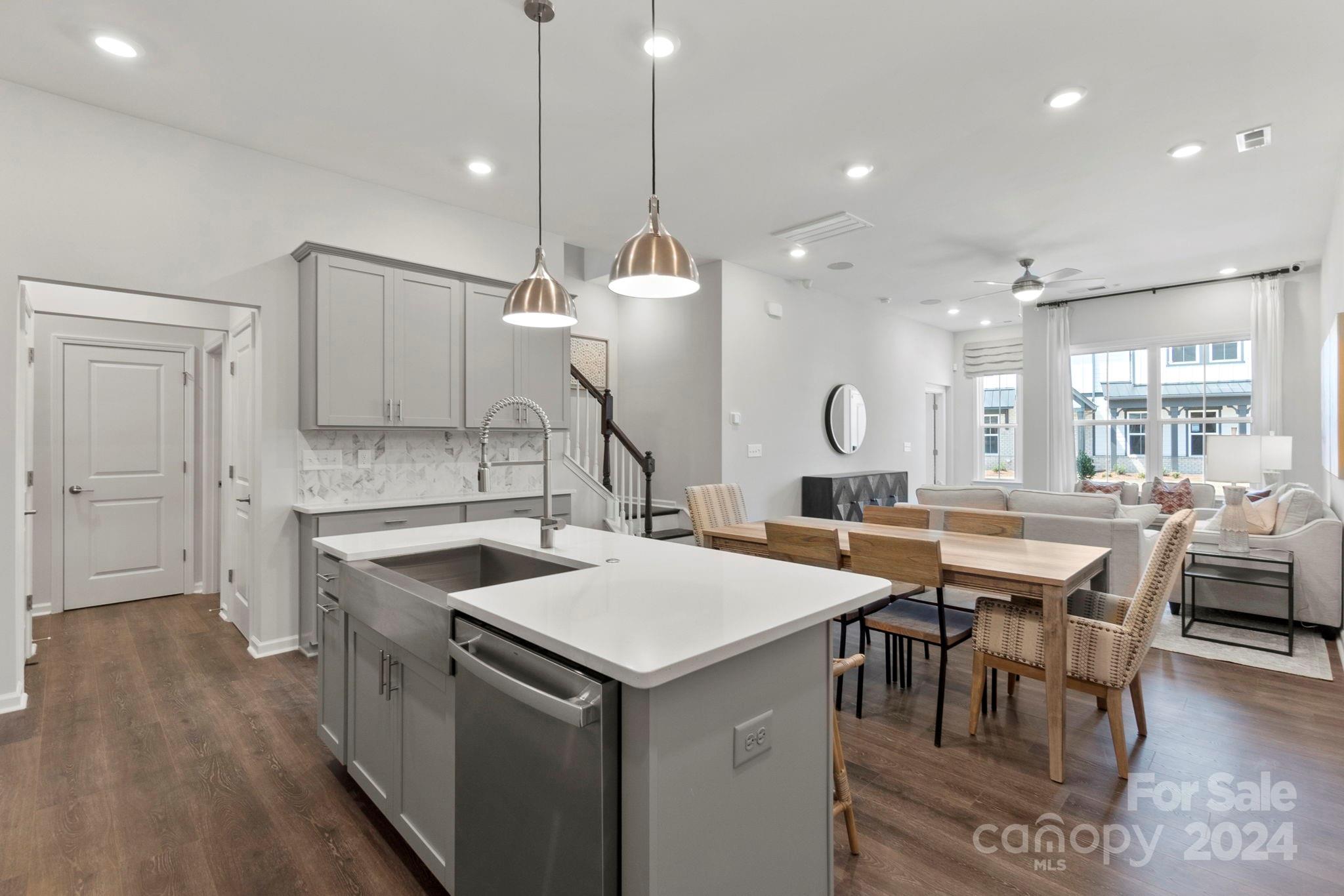 The Ridge at Sugar Creek - Residential