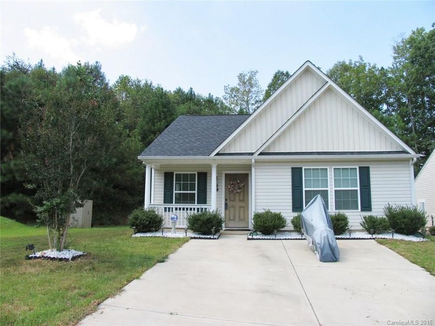 Cute as can be newer ranch in Ft. Mill, county taxes, and qualifies for 100% USDA financing!!  Features include: 3BR's, 2 full baths; Great room with vaulted ceiling and upgraded flooring; kitchen w/granite counters, subway tile backsplash, stainless appliances and dining area; master bedroom suite with vaulted ceiling and walk-in closet; cul-de-sac location.  Buyer/Agent to verify all pertinent info necessary in the decision making process; i.e., SqFt, zoning, schools, age, lot size, etc.