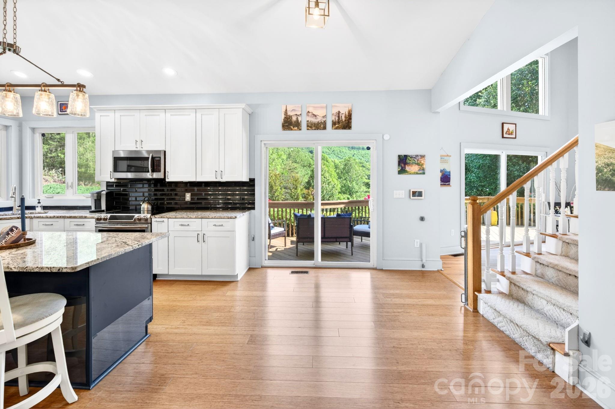 Ruth Villa - Residential