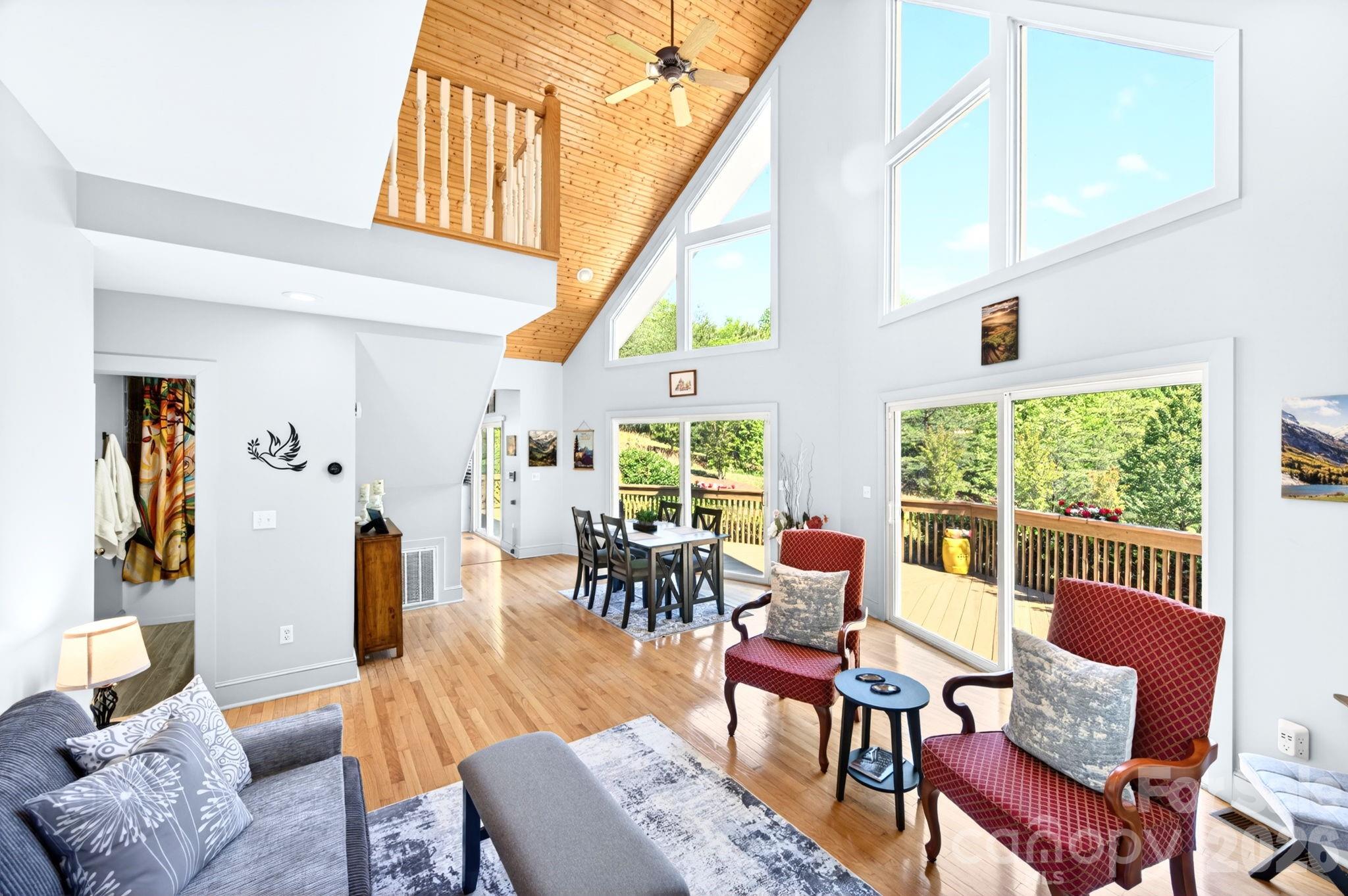 Ruth Villa - Residential