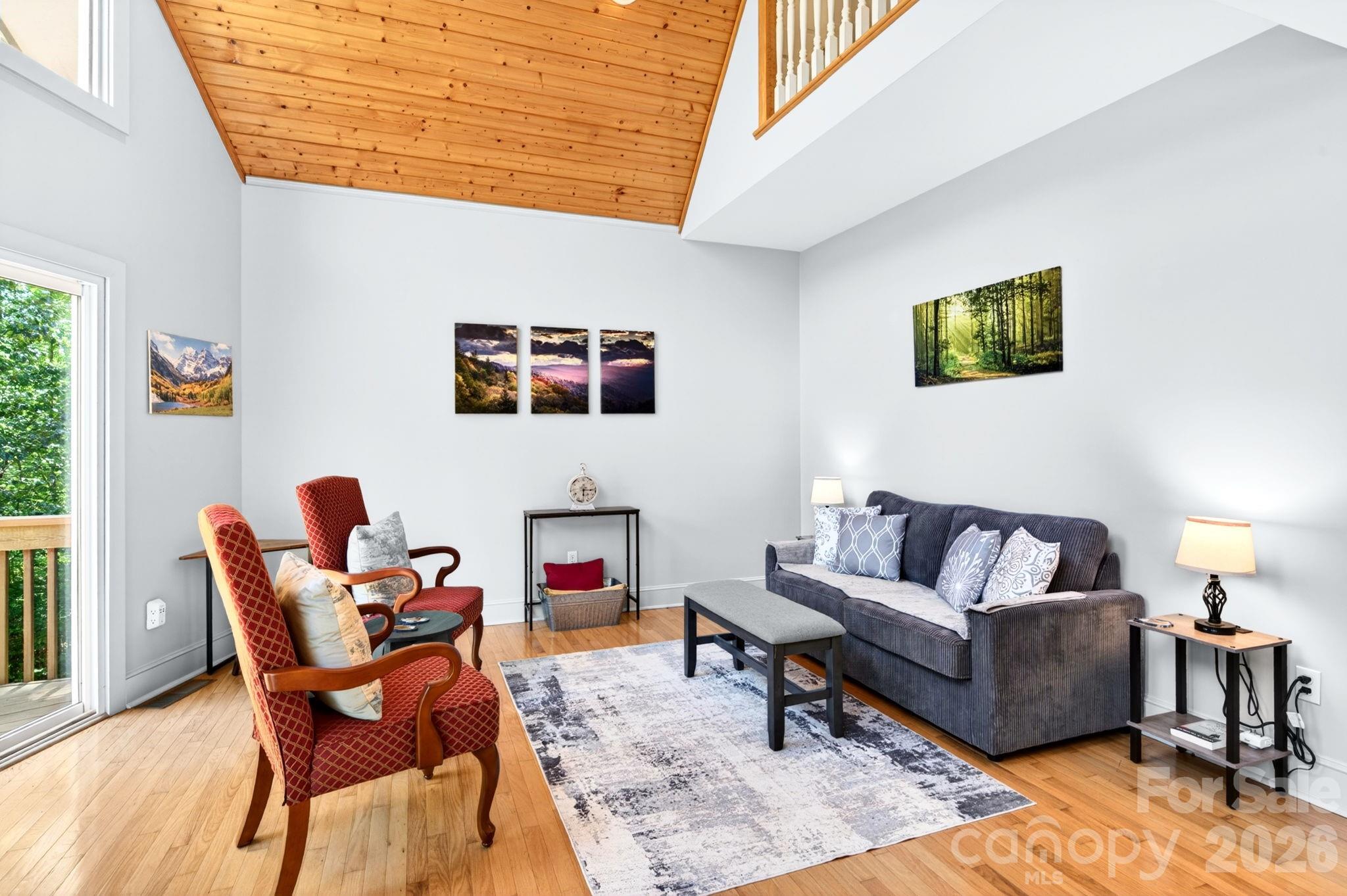 Ruth Villa - Residential