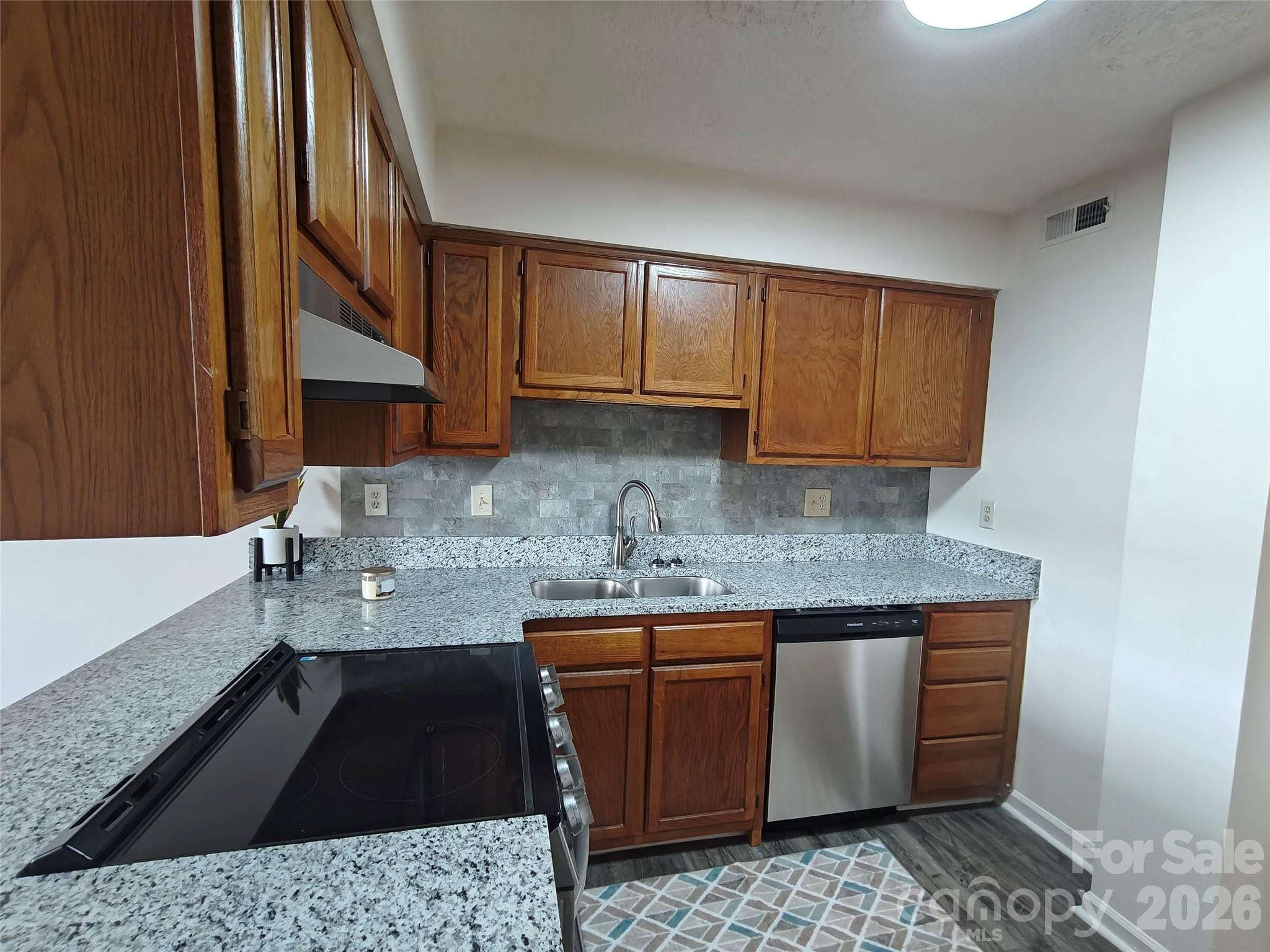 1 Buffalo Avenue NW 86