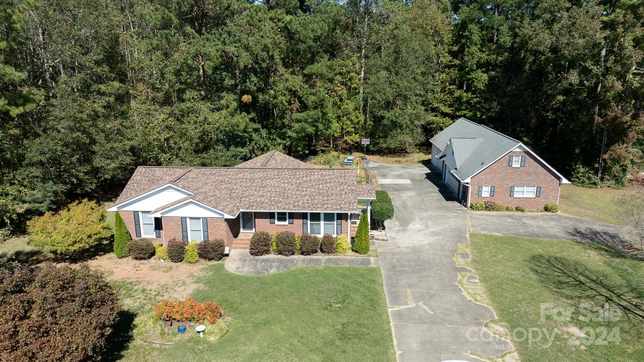 Farm Pond Acres - Residential