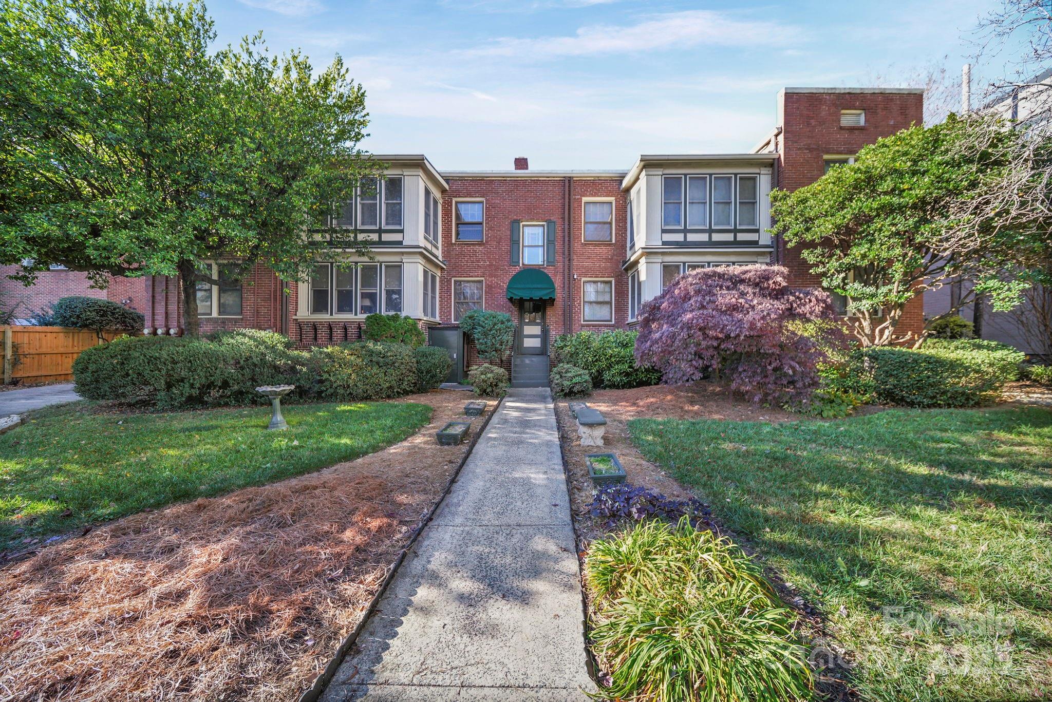 811 E Morehead Street 3