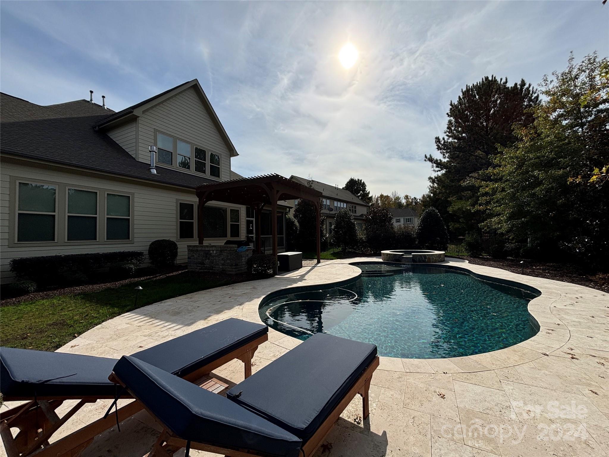 Vintage Creek - Residential