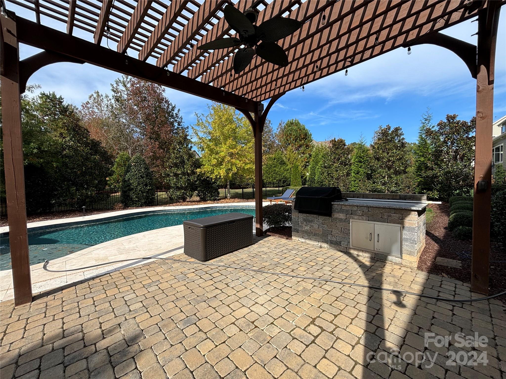 Vintage Creek - Residential