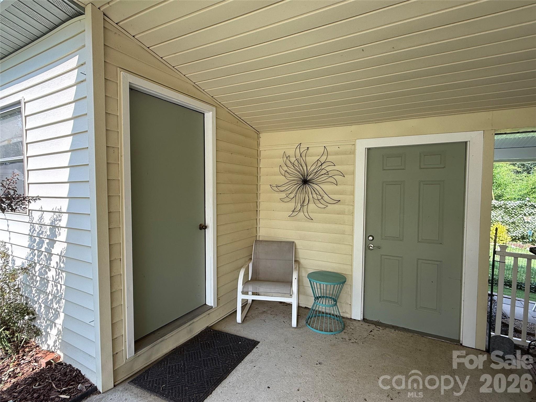 227 Cranbrook Circle