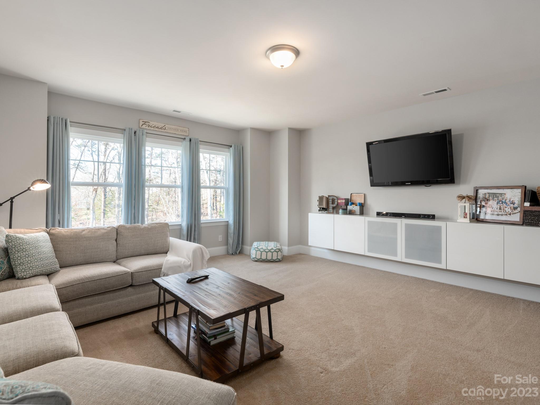 McLean - South Shore - Residential