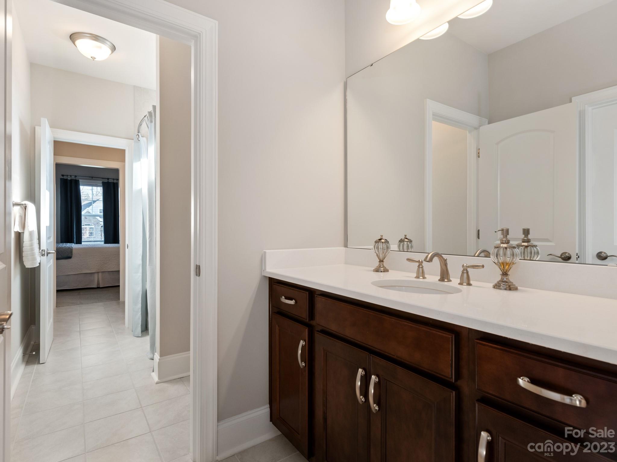 McLean - South Shore - Residential