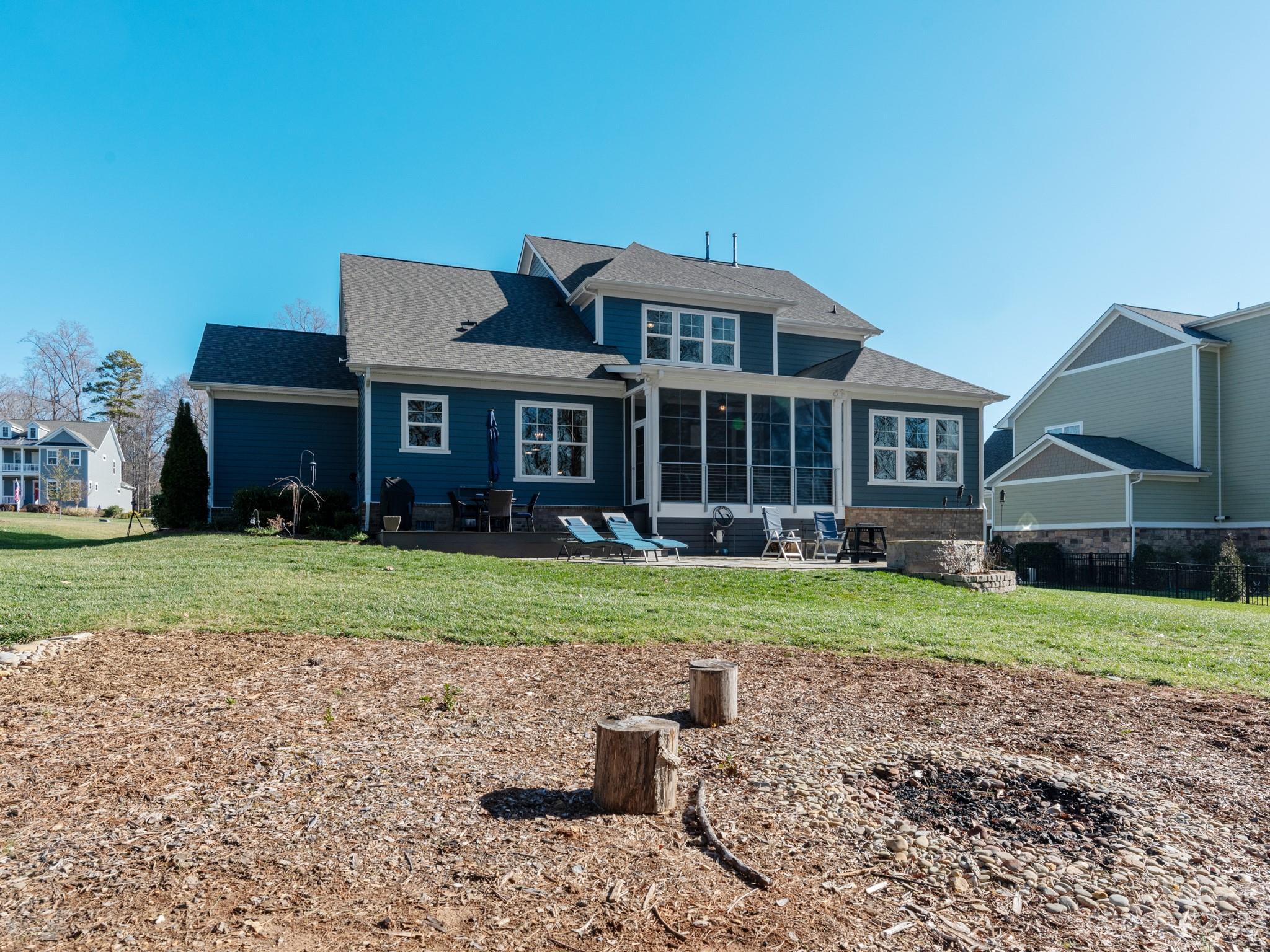 McLean - South Shore - Residential