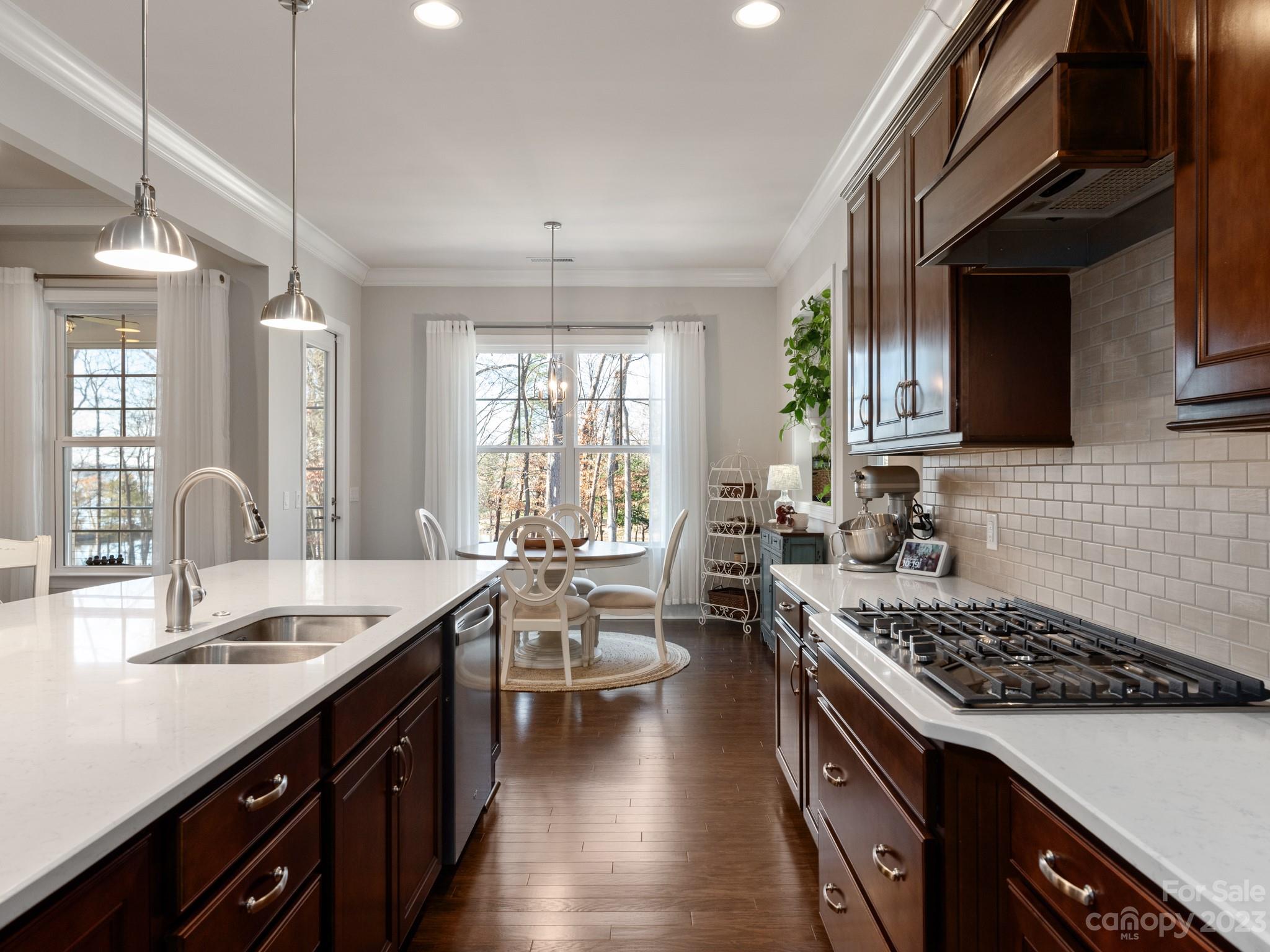 McLean - South Shore - Residential