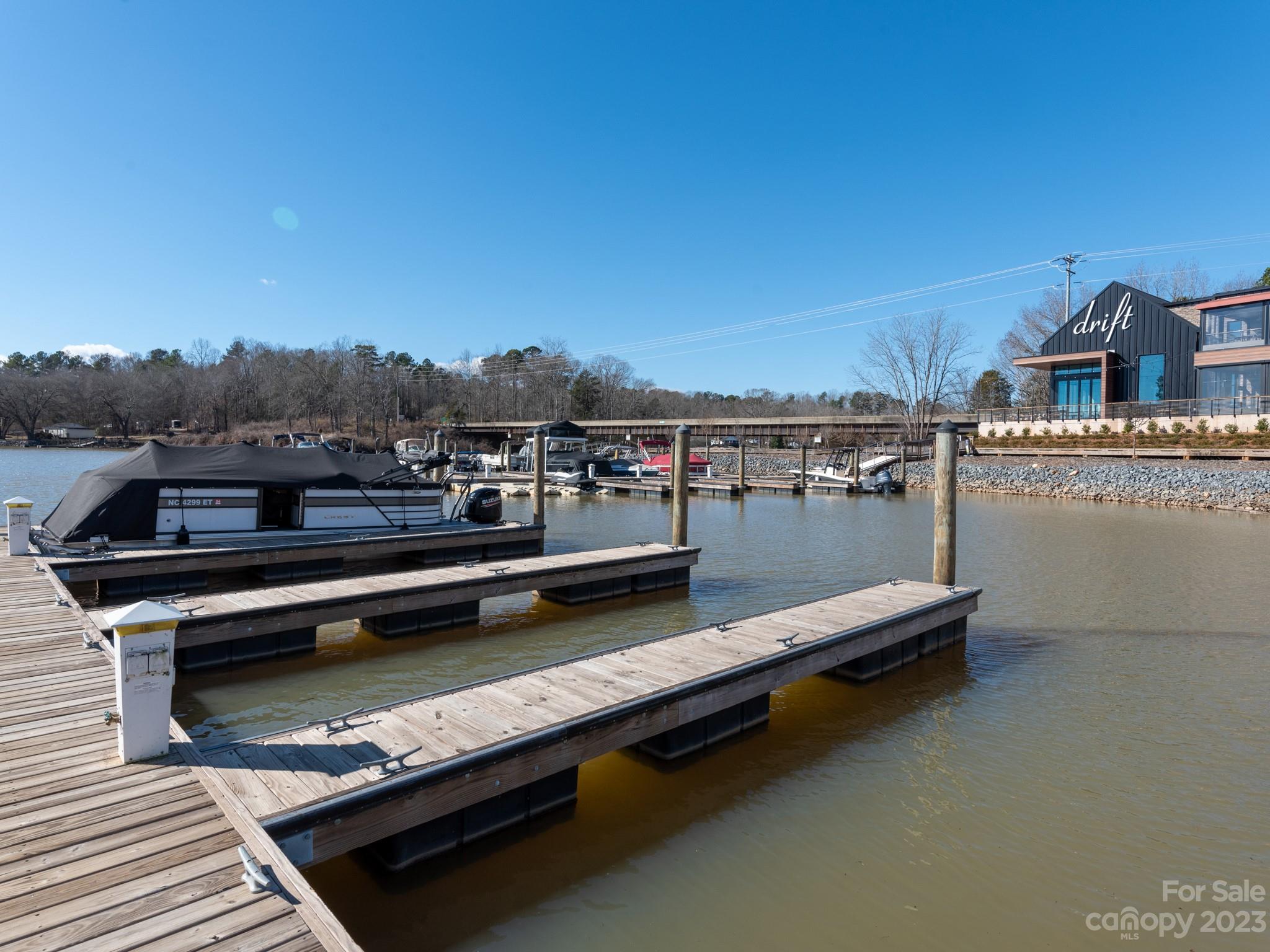 McLean - South Shore - Residential