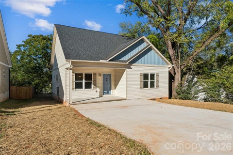 Photo of 45 Robbins Circle, Lexington, NC 28292 (MLS # 4436265)