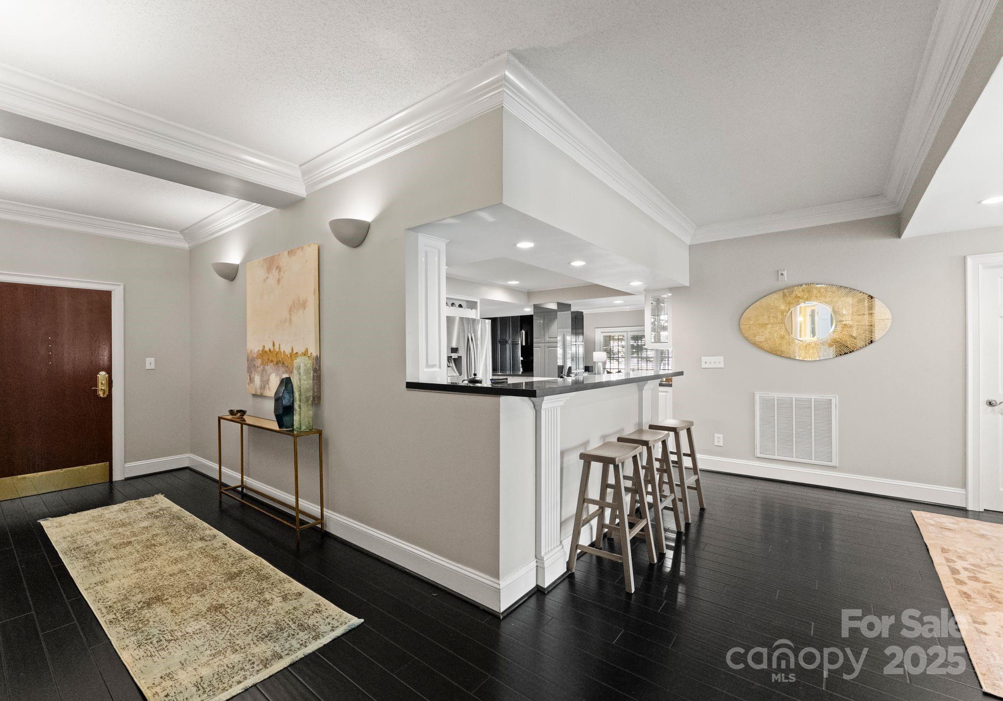 2445 Selwyn Avenue