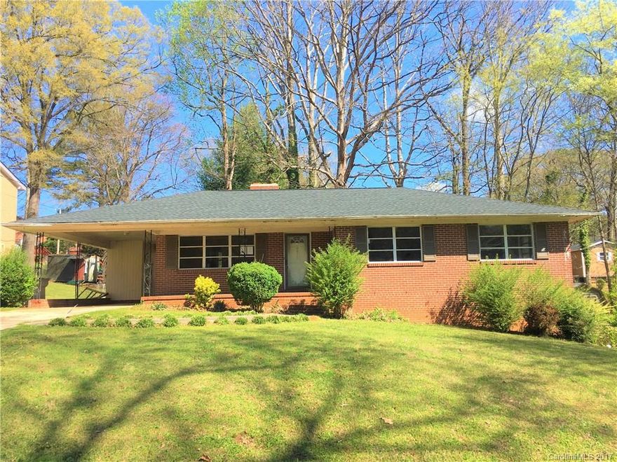 Cozy, Comfortable, and waiting for your creative touches. This brick one story home with unfinished basement offers a expansive great room w/ wood burning fireplace, A kitchen you will not need roller skates in since everything is within reach, Informal Dining Room only steps to the kitchen, and 3 airy bedrooms that will make you want to sleep longer. One car carport, covered front porch, storage building, and fenced back yard. Don't miss out on a great opportunity by "Thinking it Over!