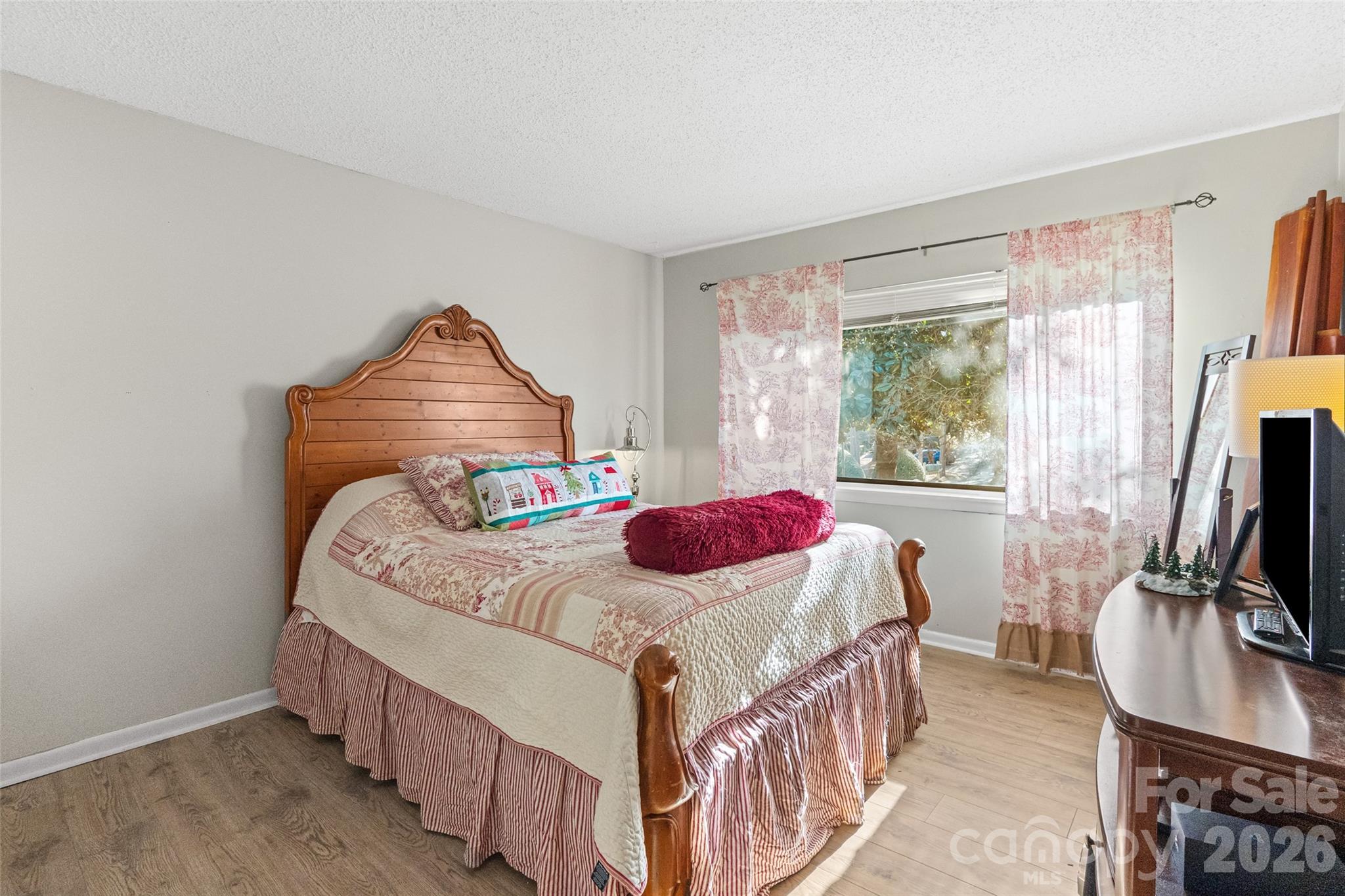 River Hills - Residential