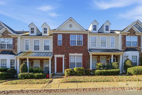 4944 Kotlik Drive Charlotte NC 28269