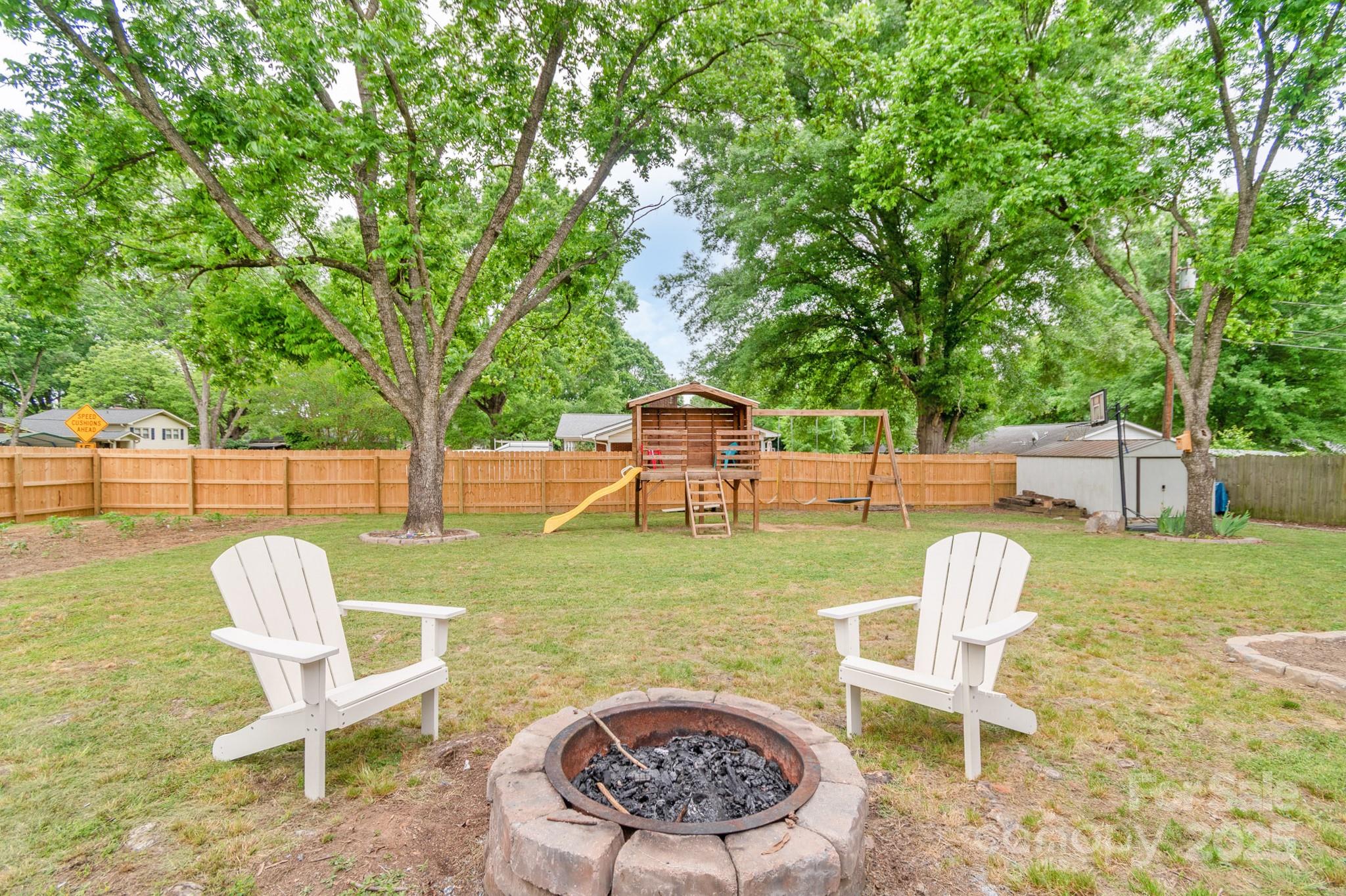 Pinedell - Residential