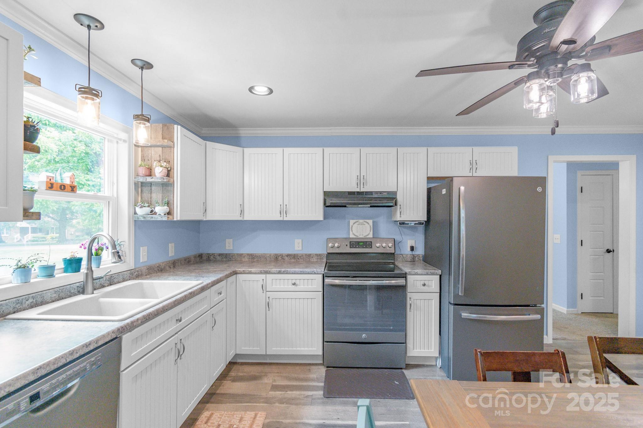 Pinedell - Residential