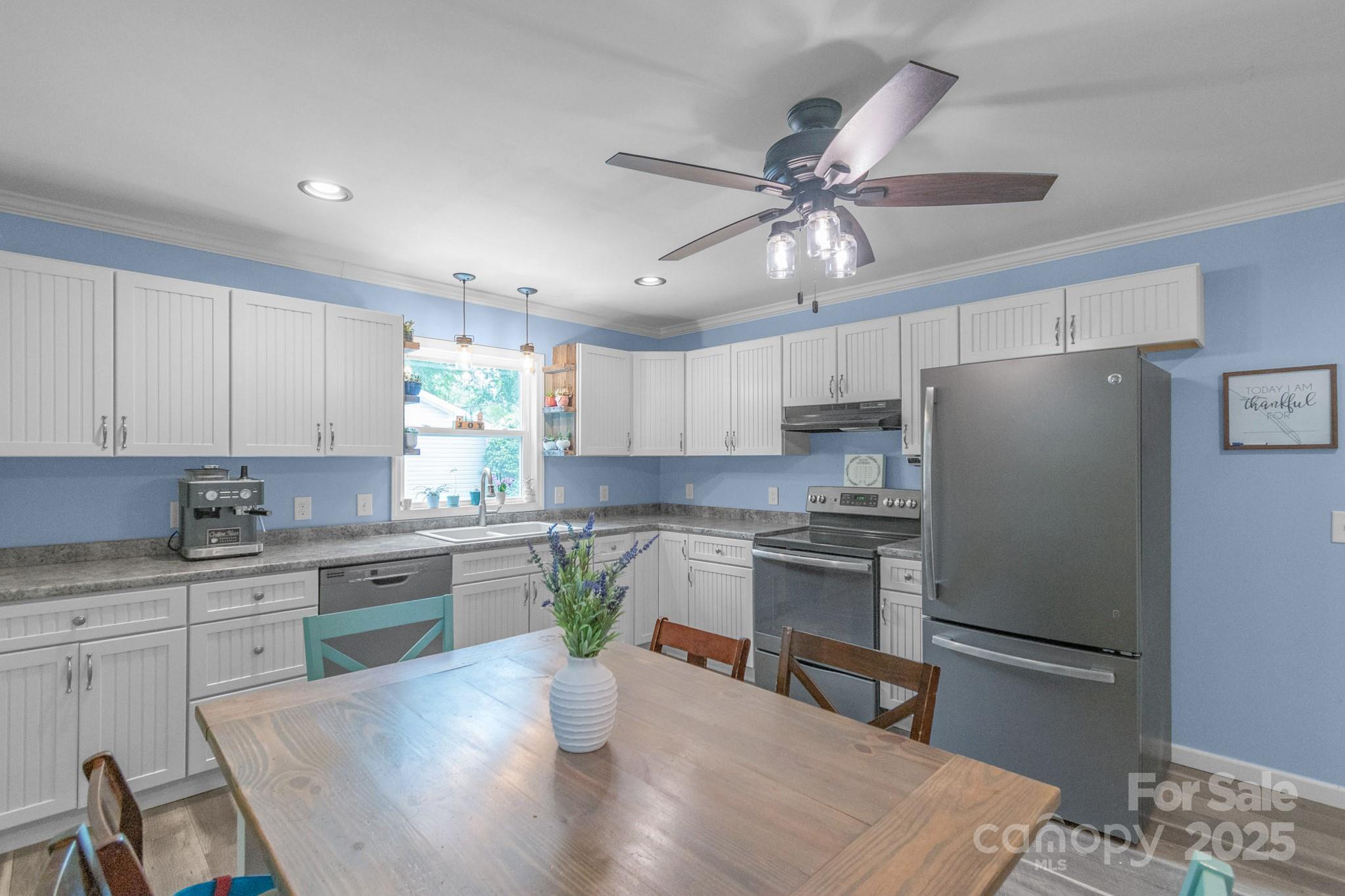 Pinedell - Residential