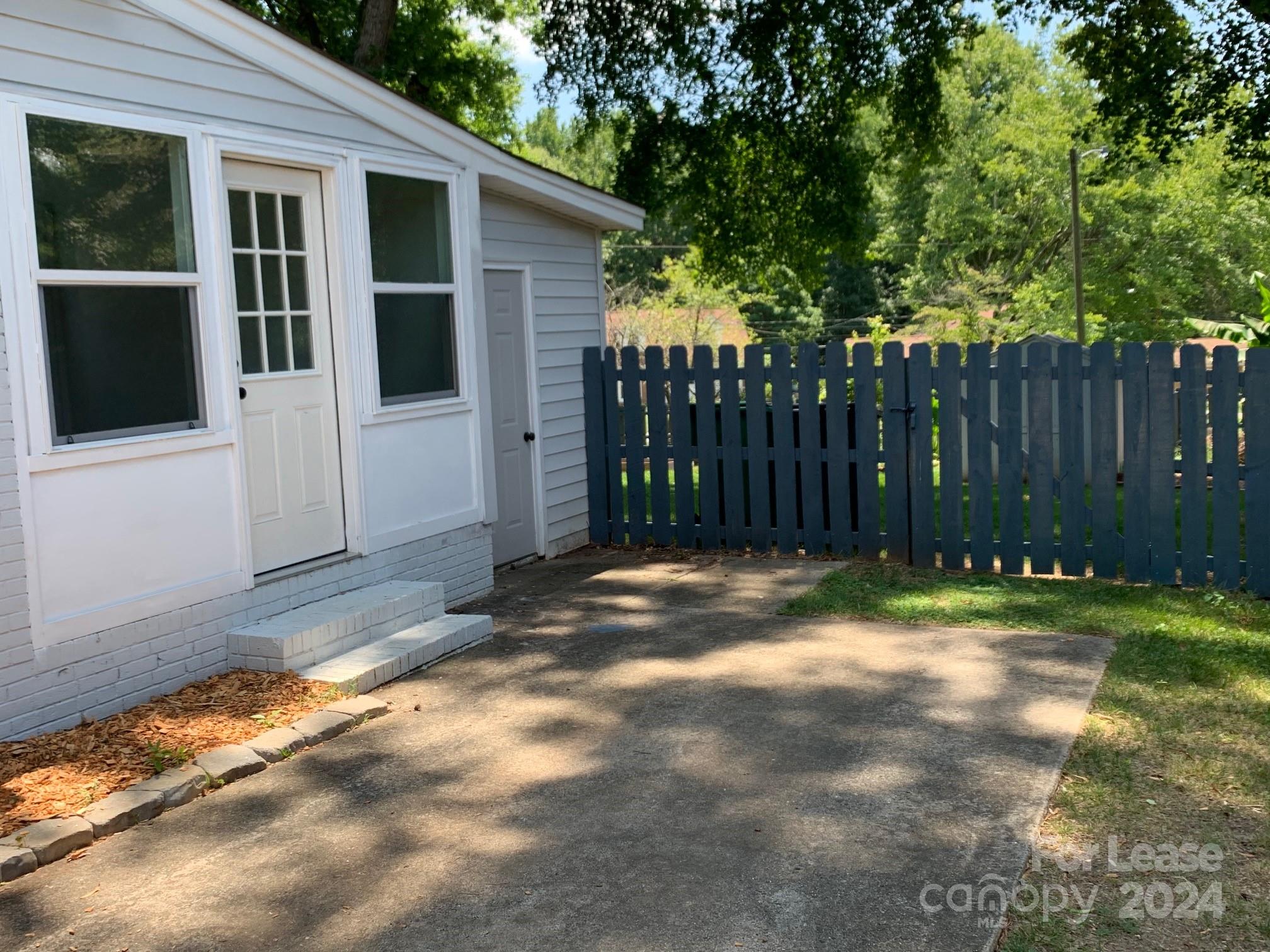 Shannon Park - Residential Lease
