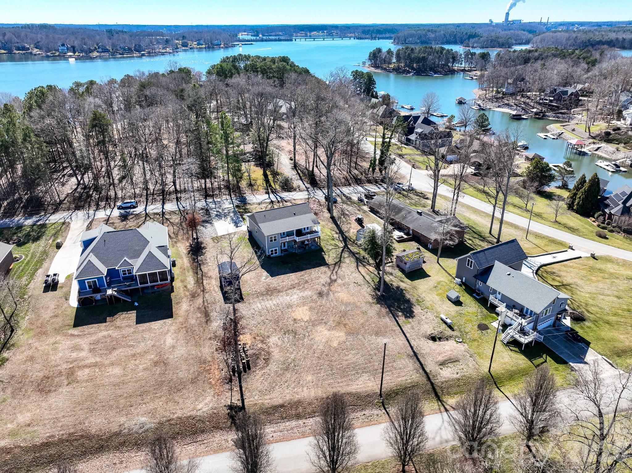 Island Point - Residential