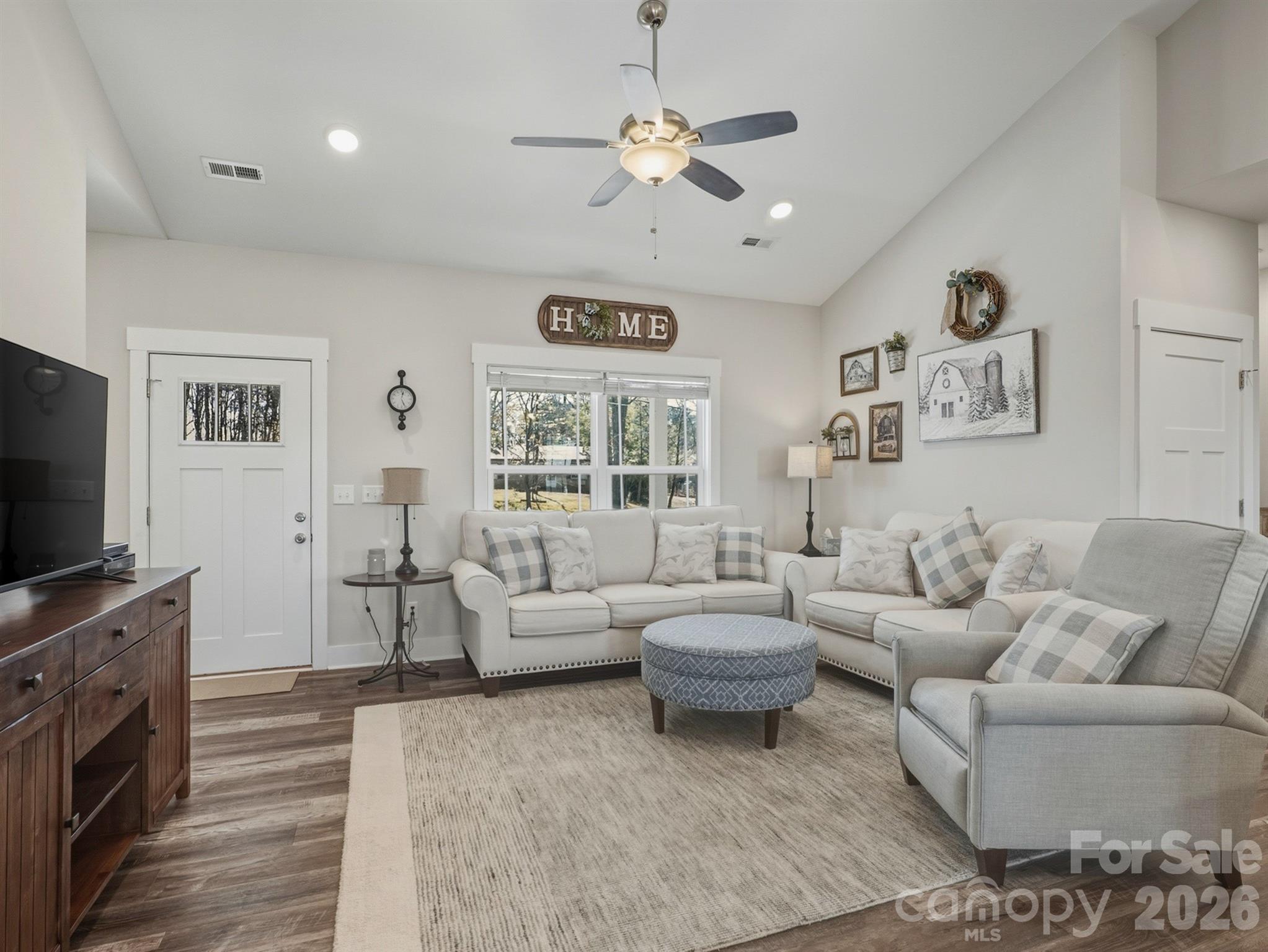 Island Point - Residential