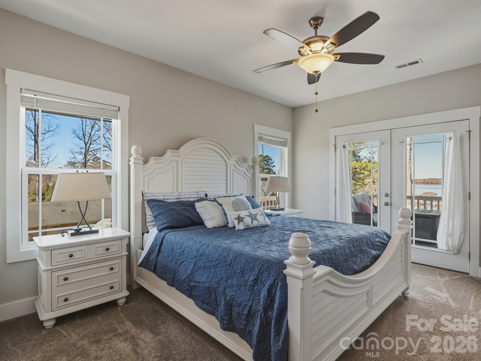 Island Point - Residential