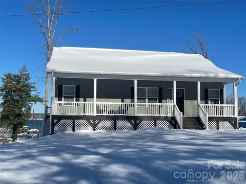 Photo of 9464 Riviera Drive, Sherrills Ford, NC 28673 (MLS # 4340867)