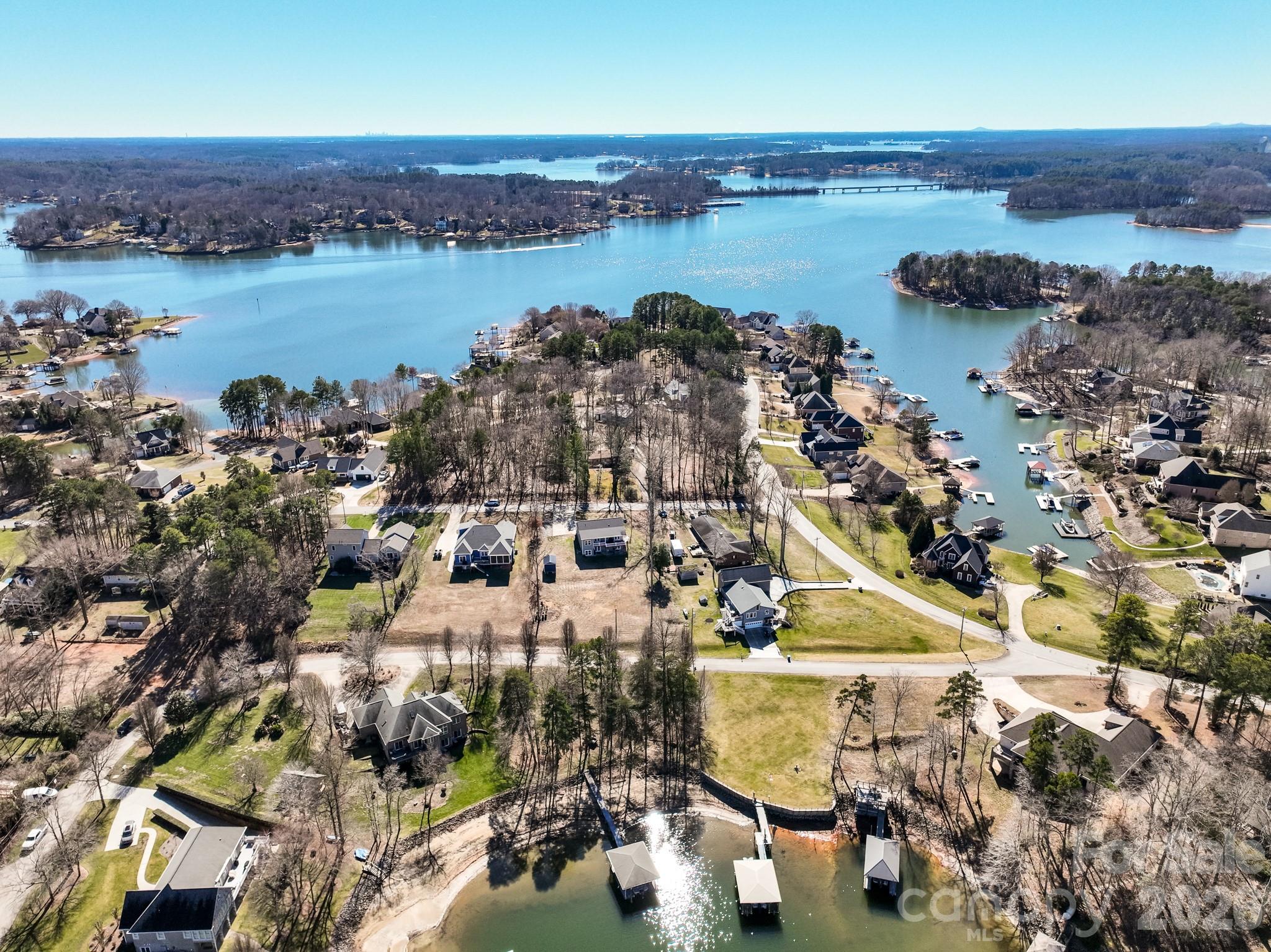 Island Point - Residential