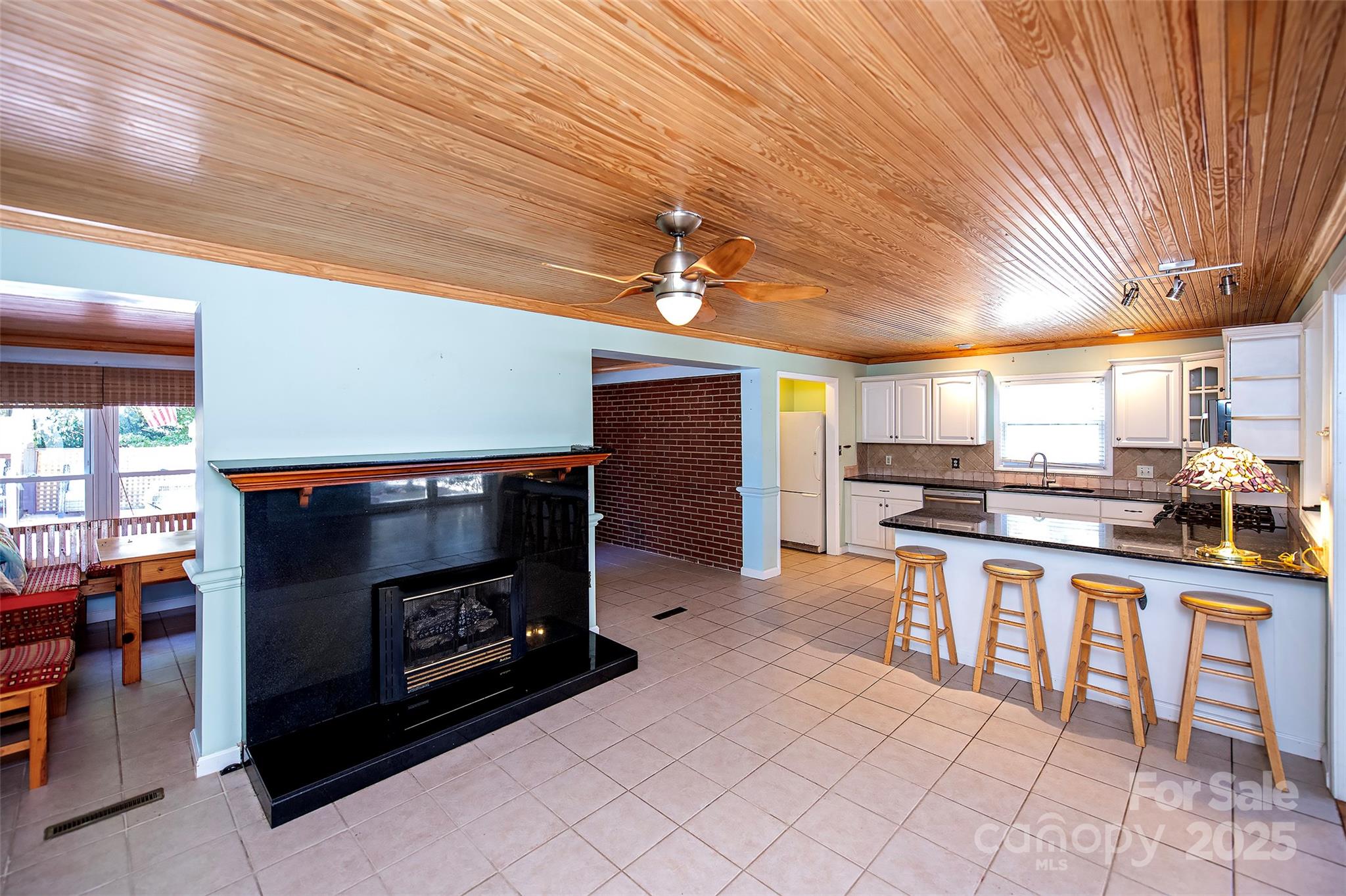 Starmount - Residential