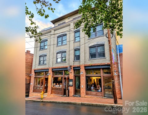 Photo of 5 Walnut Street, Asheville, NC 28801 (MLS # 4437141)