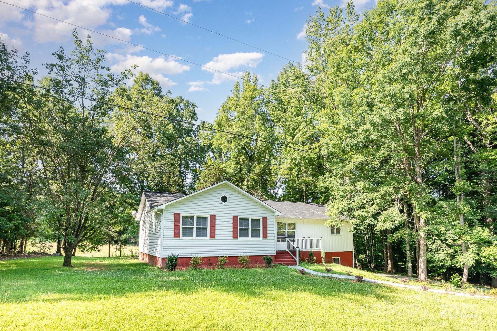 7154 Woodcock Trail