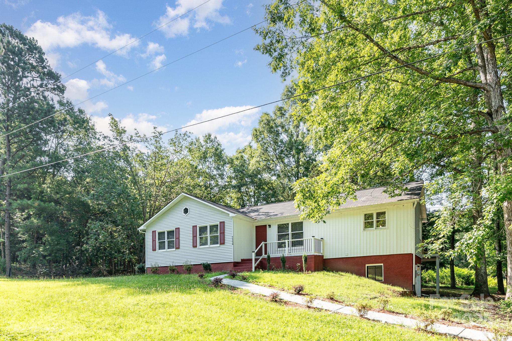 7154 Woodcock Trail